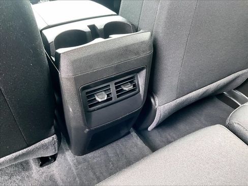 Used 2024 Chevrolet Colorado Trail Boss AWD/4WD image 27