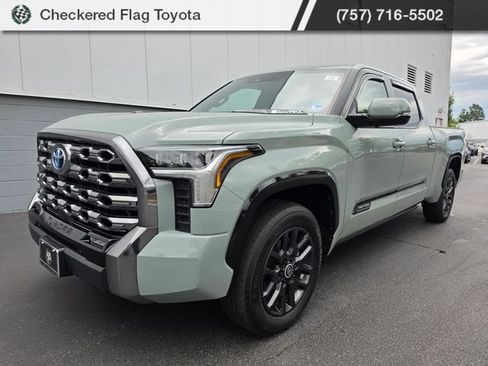 Used 2024 Toyota Tundra Platinum AWD/4WD image 1