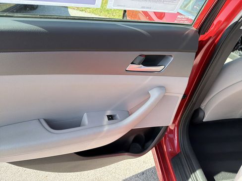 Used 2019 Hyundai Sonata SE image 38