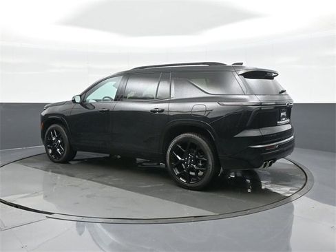Used 2024 Chevrolet Traverse RS w/ LPO, Floor Liner Package image 5