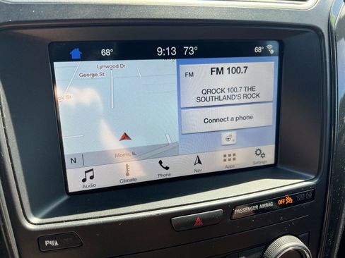 Used 2019 Ford Explorer XLT w/ Equipment Group 202A AWD/4WD image 26
