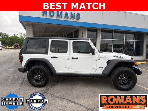 Used 2024 Jeep Wrangler Unlimited AWD/4WD image 2