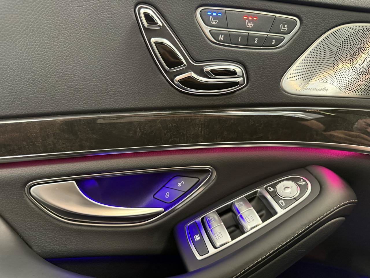 Used 2018 Mercedes-Benz S 560 Sedan image 28