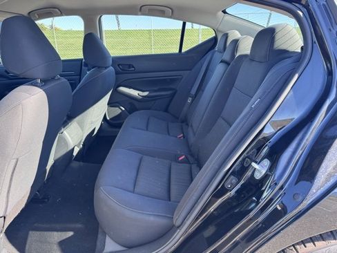 Used 2024 Nissan Altima 2.5 SV image 14