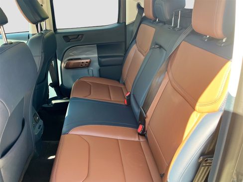 Used 2024 Ford Maverick Lariat image 25