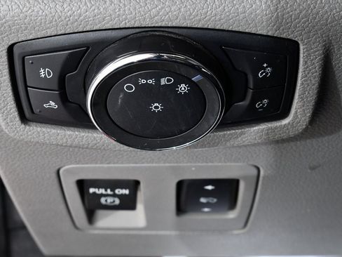 Used 2017 Ford F150 XLT w/ Equipment Group 302A Luxury image 31