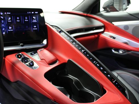 Used 2025 Chevrolet Corvette ZR1 RWD image 16