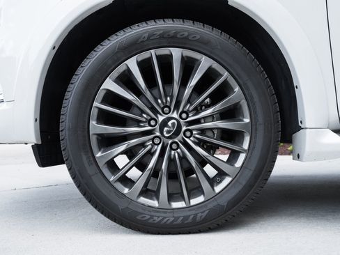 Certified 2023 INFINITI QX80 Sensory w/ Cargo Package AWD/4WD image 15