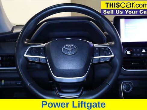 Used 2024 Toyota Grand Highlander XLE AWD/4WD image 19