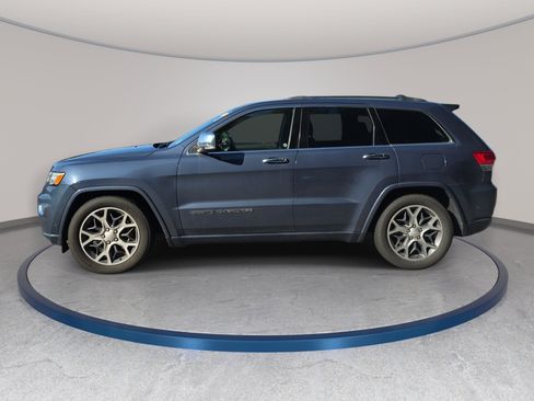 Used 2020 Jeep Grand Cherokee Overland AWD/4WD image 3