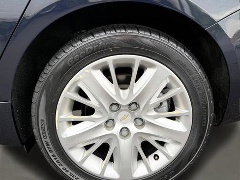 Used 2018 Chevrolet Impala LS FWD image 35