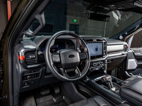 Used 2025 Ford F150 Raptor image 17