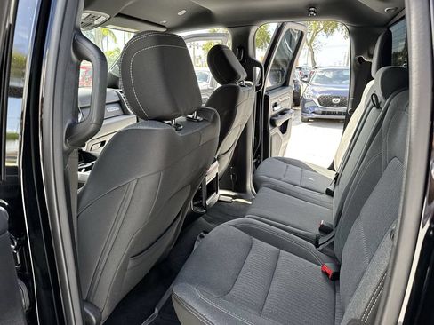 Used 2021 RAM 1500 Big Horn AWD/4WD image 34