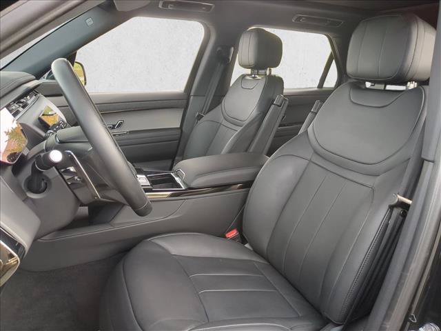 Used 2025 Land Rover Range Rover Sport SE AWD/4WD image 21