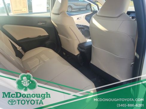 Certified 2022 Toyota Prius LE image 19