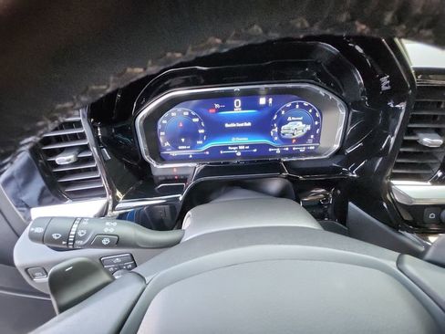 Certified 2023 Chevrolet Silverado 1500 RST image 15