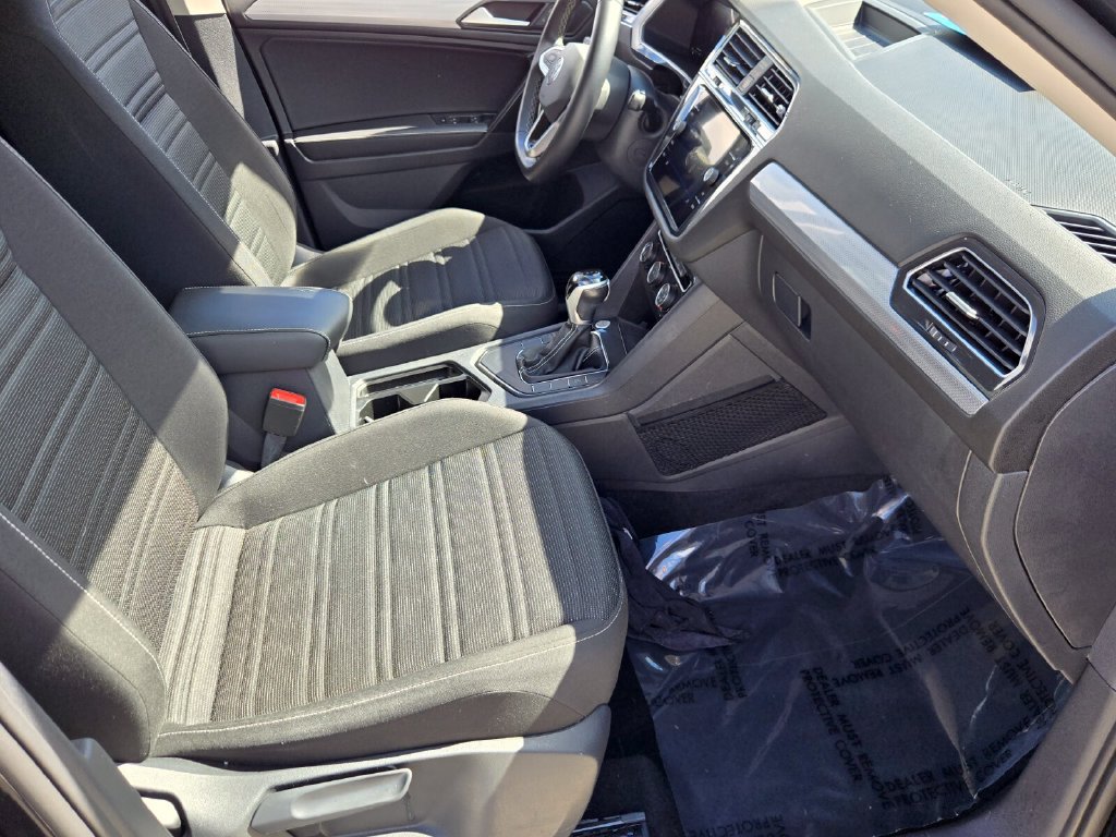 Certified 2024 Volkswagen Tiguan S FWD image 19