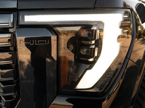 Used 2024 GMC Sierra 2500 Denali Ultimate image 41