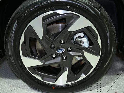 Used 2025 Subaru Crosstrek 2.5i Limited w/ Popular Package #3A image 19