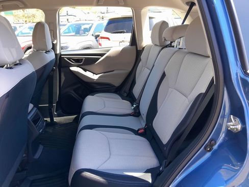 Used 2021 Subaru Forester AWD/4WD image 30