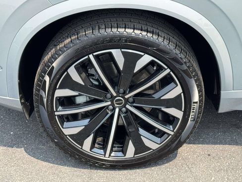Certified 2026 Volvo XC90 B6 Ultra w/ Protection Package AWD/4WD image 8