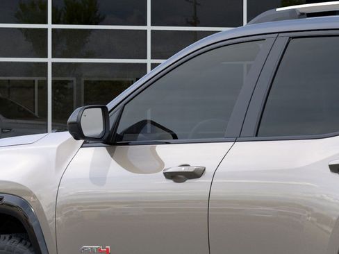 New 2026 GMC Terrain AT4 w/ Technology Package II image 39
