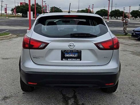 Used 2018 Nissan Rogue Sport S AWD/4WD image 7