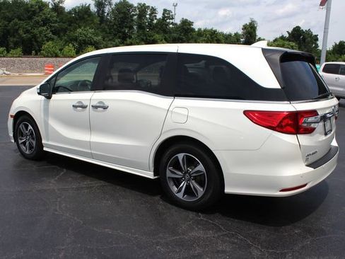 Used 2018 Honda Odyssey Touring image 5