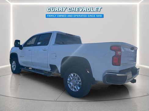 Used 2024 Chevrolet Silverado 2500 LT image 9