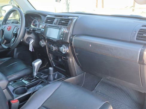 Used 2019 Toyota 4Runner TRD Off-Road Premium image 35