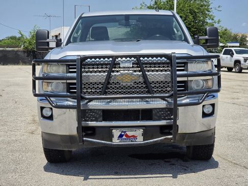 Used 2015 Chevrolet Silverado 2500 LT w/ LT Convenience Package AWD/4WD image 8