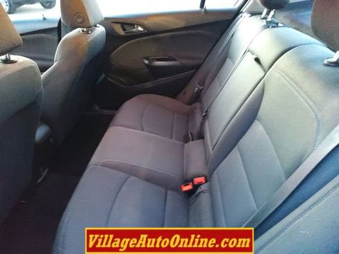 Used 2019 Chevrolet Cruze LT w/ LT Fleet Convenience Package image 21