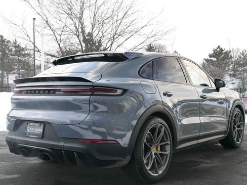 Used 2024 Porsche Cayenne Turbo GT AWD/4WD image 9