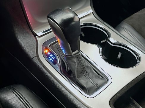 Used 2020 Jeep Grand Cherokee Altitude image 17