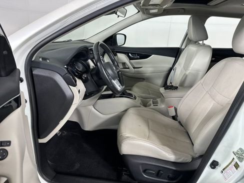 Used 2018 Nissan Rogue Sport SL w/ SL Premium Package image 11