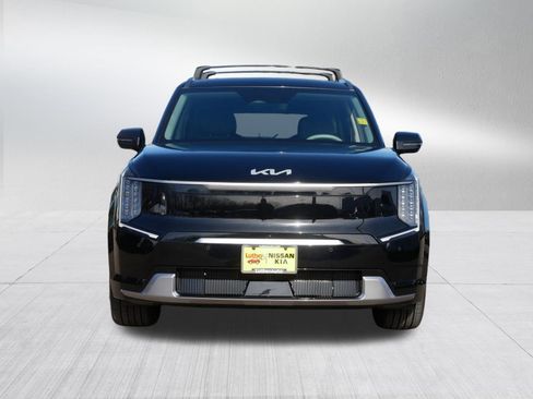 Certified 2024 Kia EV9 Land AWD/4WD image 2