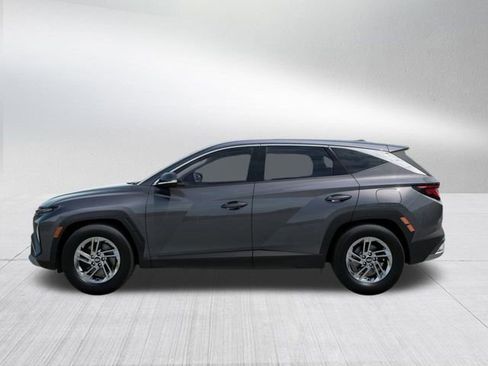 New 2026 Hyundai Tucson SE FWD image 3