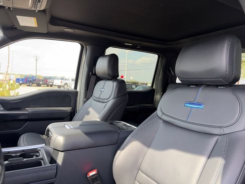 Used 2026 Ford F450 Platinum w/ FX4 Off-Road Package AWD/4WD image 10