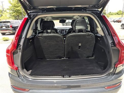 Used 2021 Volvo XC90 T6 Momentum w/ Advanced Package image 4