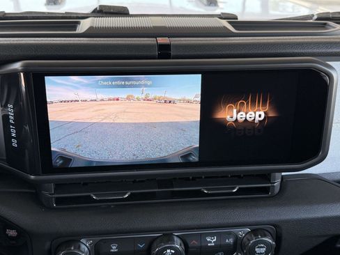 New 2026 Jeep Gladiator Sport image 14