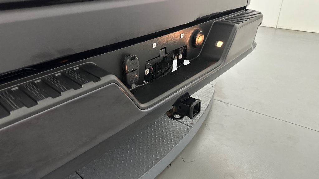 Used 2022 Chevrolet Silverado 1500 RST w/ Protection Package AWD/4WD image 18