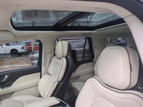 Used 2018 Lincoln Navigator Black Label w/ Cargo Package image 22