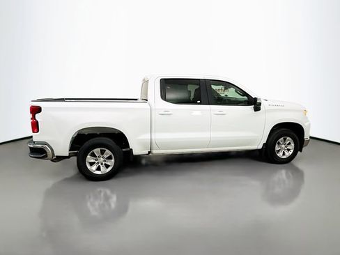 Used 2022 Chevrolet Silverado 1500 LT image 11