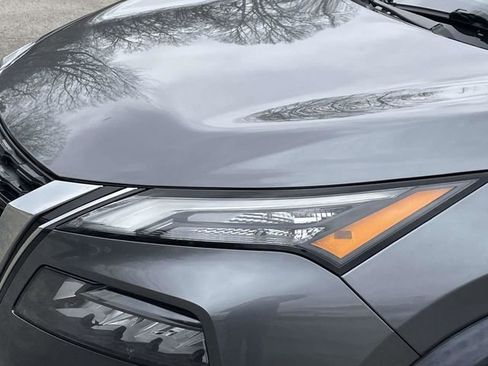 Used 2021 Nissan Rogue S image 6