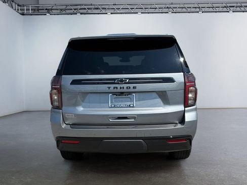 Used 2024 Chevrolet Tahoe Z71 w/ Luxury Package AWD/4WD image 4