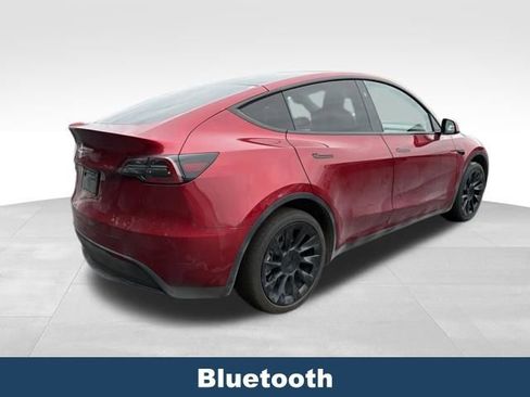 Used 2024 Tesla Model Y Long Range RWD image 6