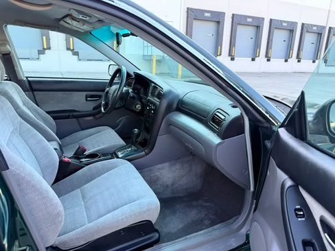 Used 2002 Subaru Legacy L AWD/4WD image 11