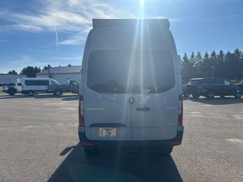 Used 2024 Mercedes-Benz Sprinter 144 Cargo image 6