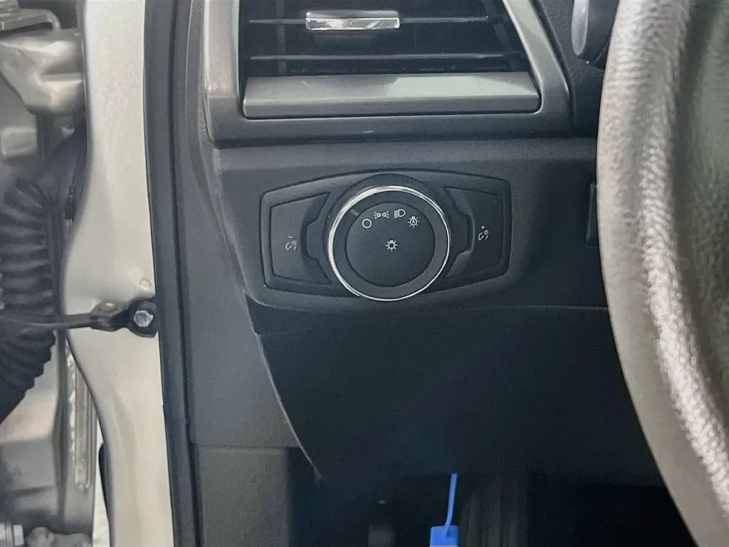 Used 2016 Ford Fusion S FWD image 11