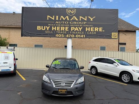 Used 2015 Nissan Sentra SV FWD image 2